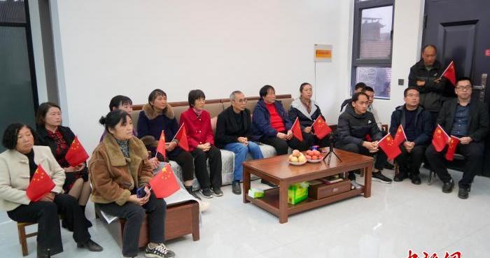 特写：航天员陈中瑞父母的三个变化