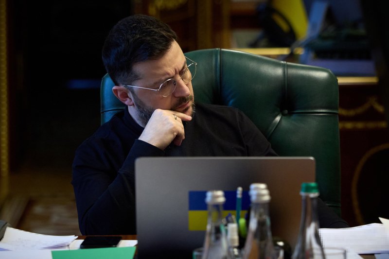 薛凯桓：泽连斯基不接受“28点计划”？特朗普：那就查查腐败吧