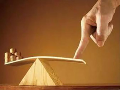 波动行情“哑铃策略”价值凸显！红利类主题ETF标杆品种成资金压舱选项