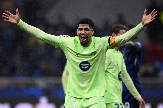 欧冠球队红牌数量排名：尤文29张居首，巴萨18张并列第五