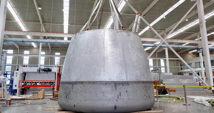 国内首艘全尺寸商业载人飞船试验舱合舱，焊缝合格率100%