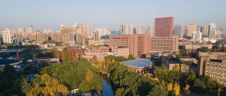 再次拿下第一，这座万亿城市有多猛