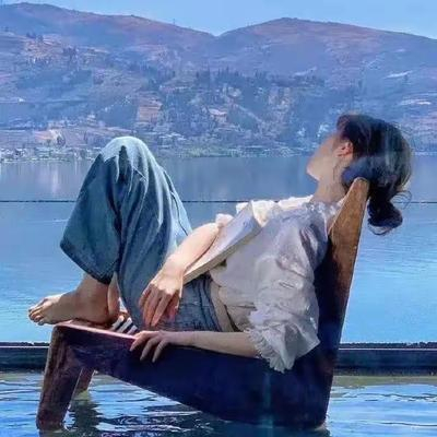 忘掉一个人关键在于放下自己