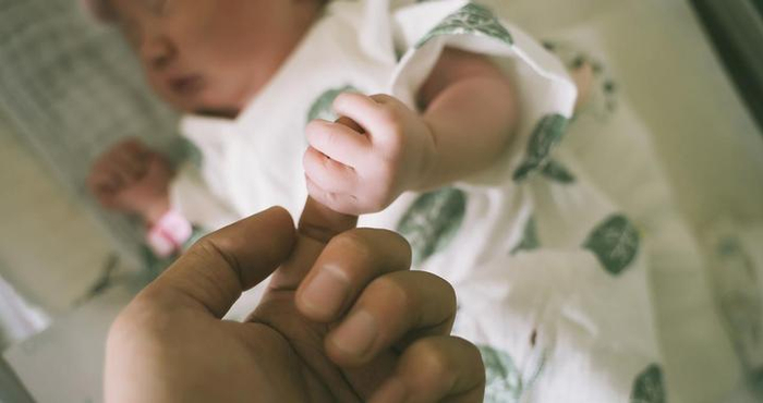 女儿养了三个月，出院记录竟然显示是“男婴”？女子怀疑抱错了孩子，刚刚，院方通报来了