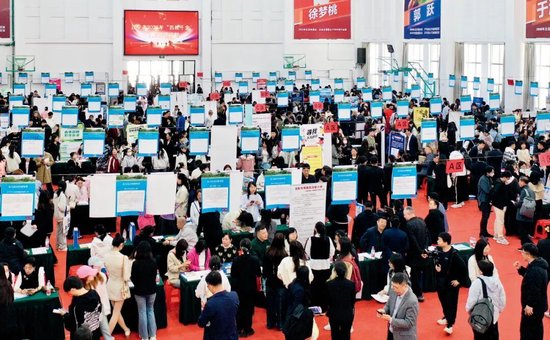 “文科危机”，有解了？