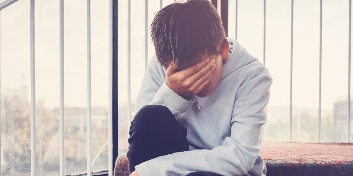 父母如何与青春期孩子相处:叛逆比顺从更重要(深度好文)