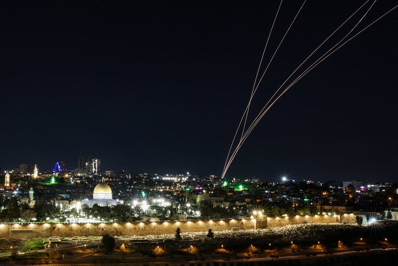 大量弹药耗在伊朗，美媒愁死：中美起冲突时咋办？